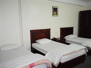 Ngoc Mai Hotel Ha Long Buitenkant foto