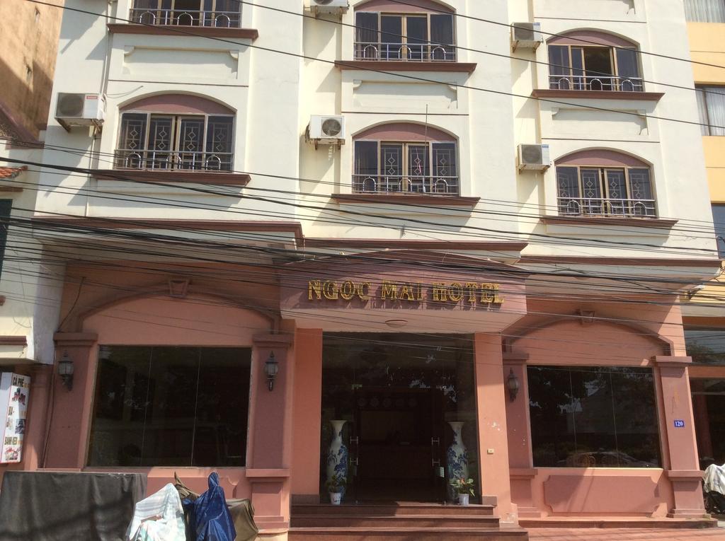 Ngoc Mai Hotel Ha Long Buitenkant foto